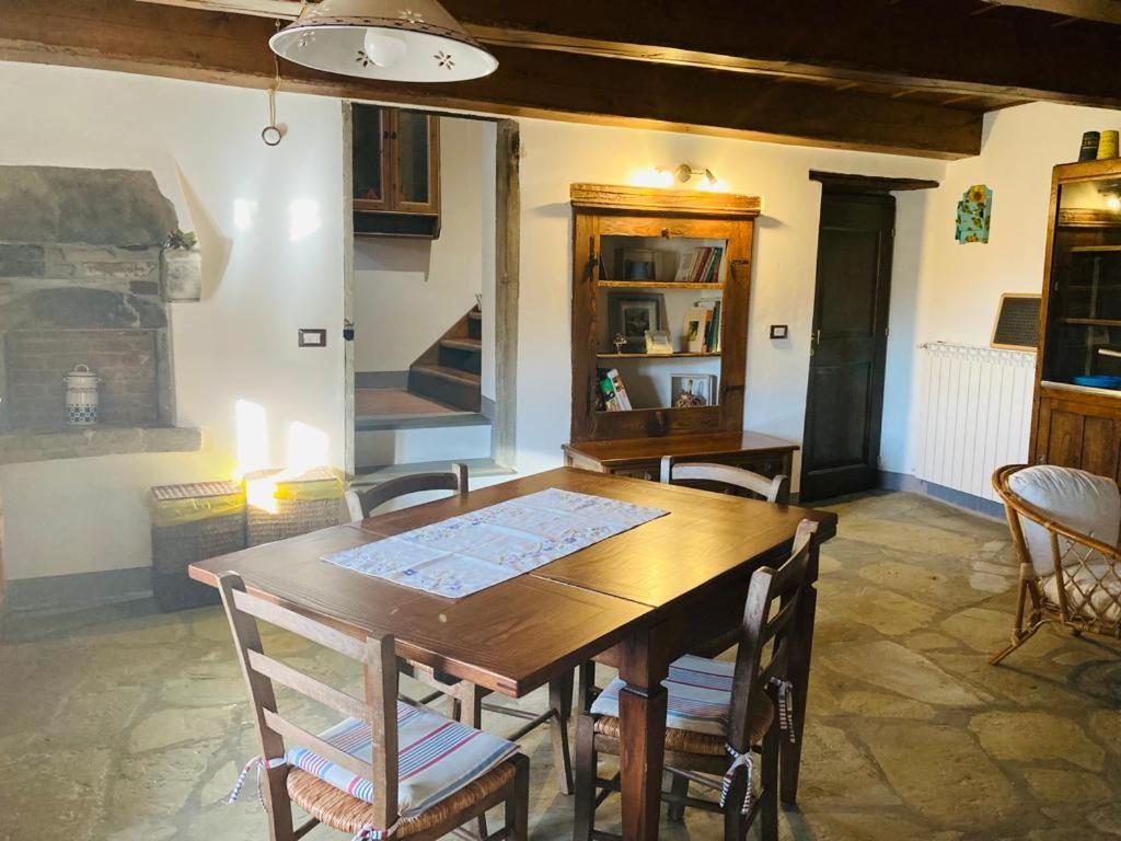 Appartement Castello Di Urbech à Pratovecchio Extérieur photo